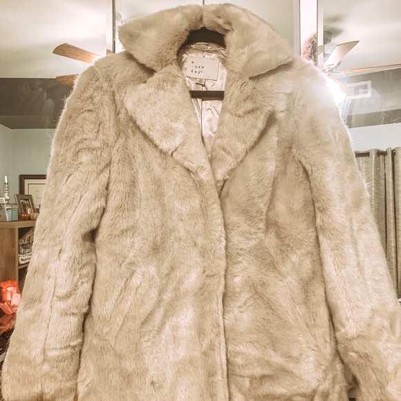 a new day Jackets & Blazers - Faux fur coat - Beige